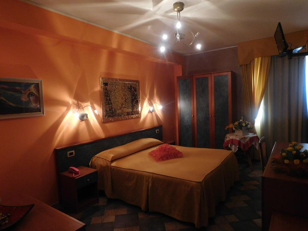 Hotel Blumentag Paola Exteriér fotografie