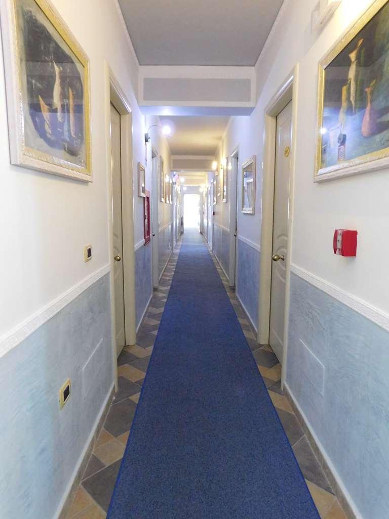 Hotel Blumentag Paola Interiér fotografie